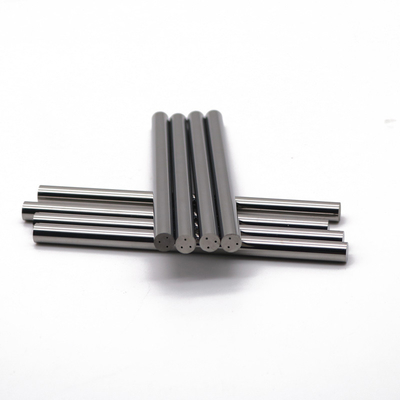 Bahan Tungsten Carbide Padat Tiga Batang Lubang Spiral 30 Derajat
